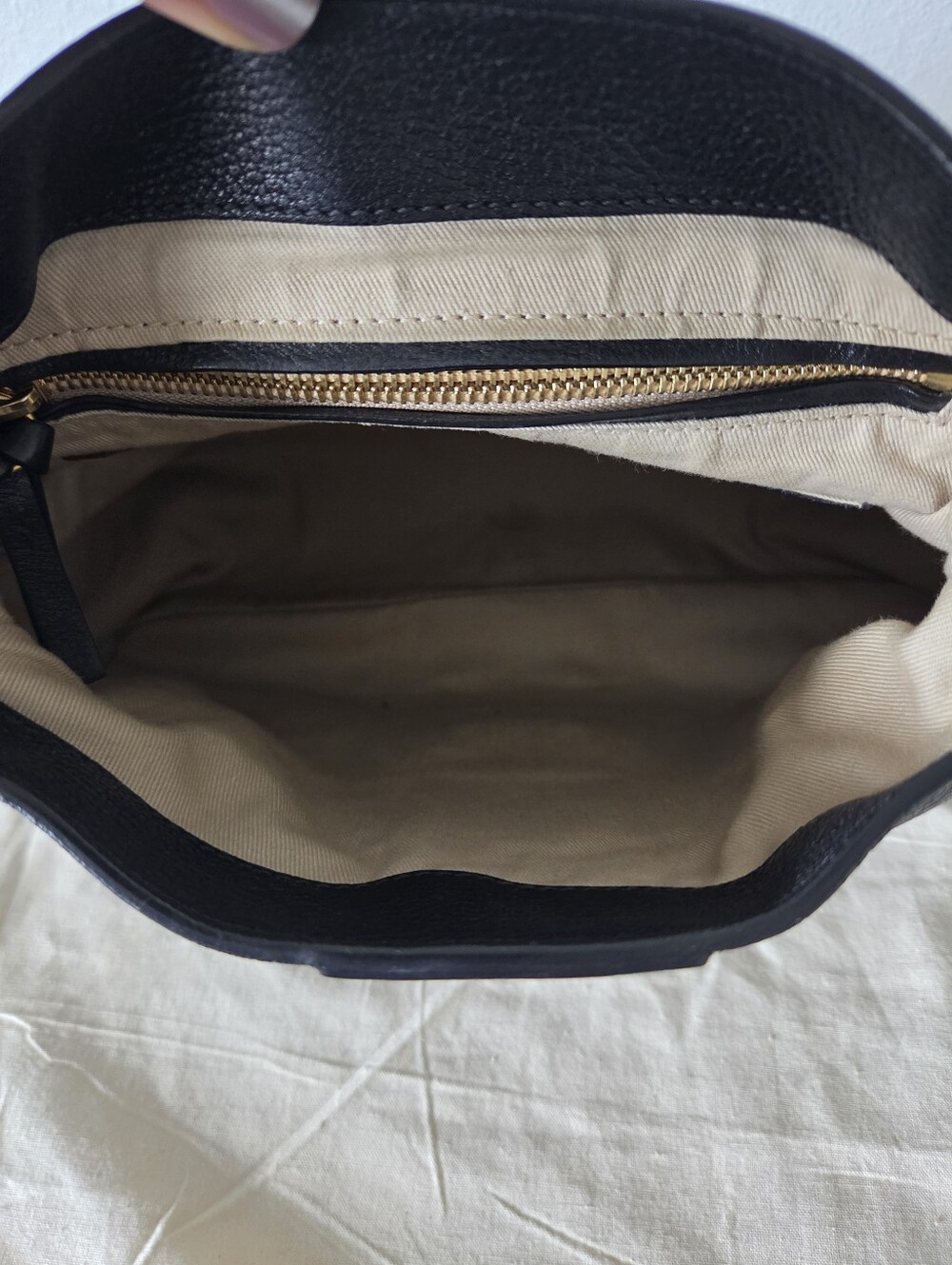 Chloe Black Lexa Crossbody Bag Leather Small Aged Gold Hardware - Picture 7 of 16
